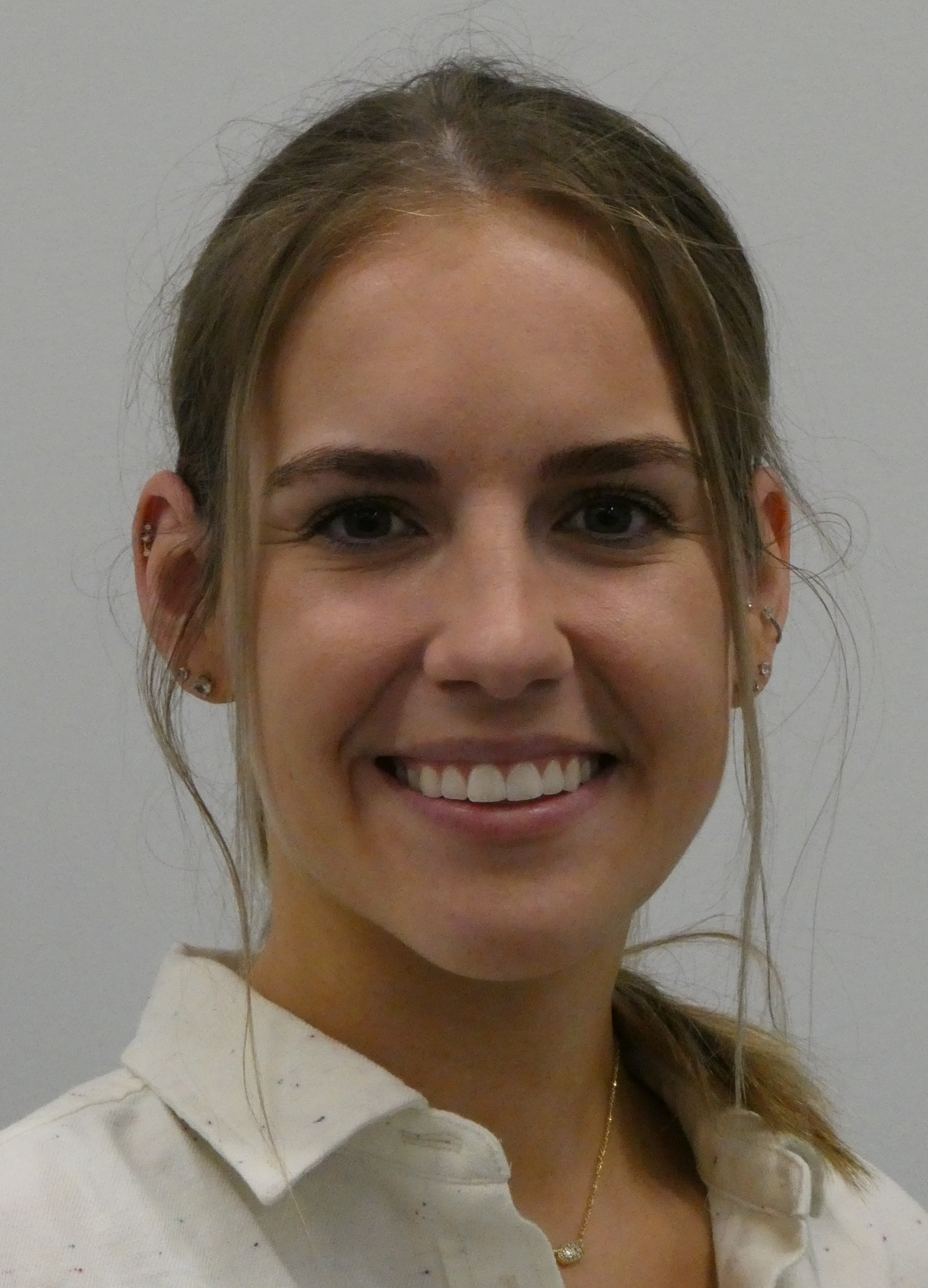 Savanna Clore, Intern